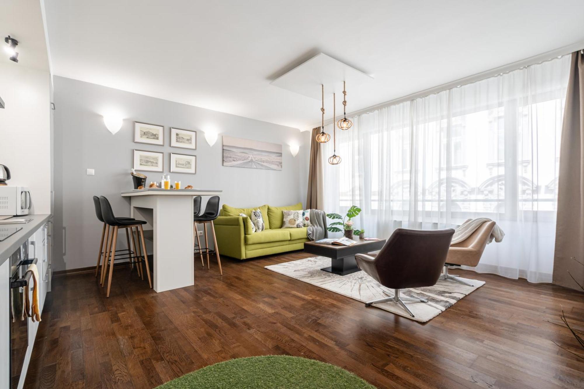 Center Wellness - Pool-gym-parking * Budapeszt