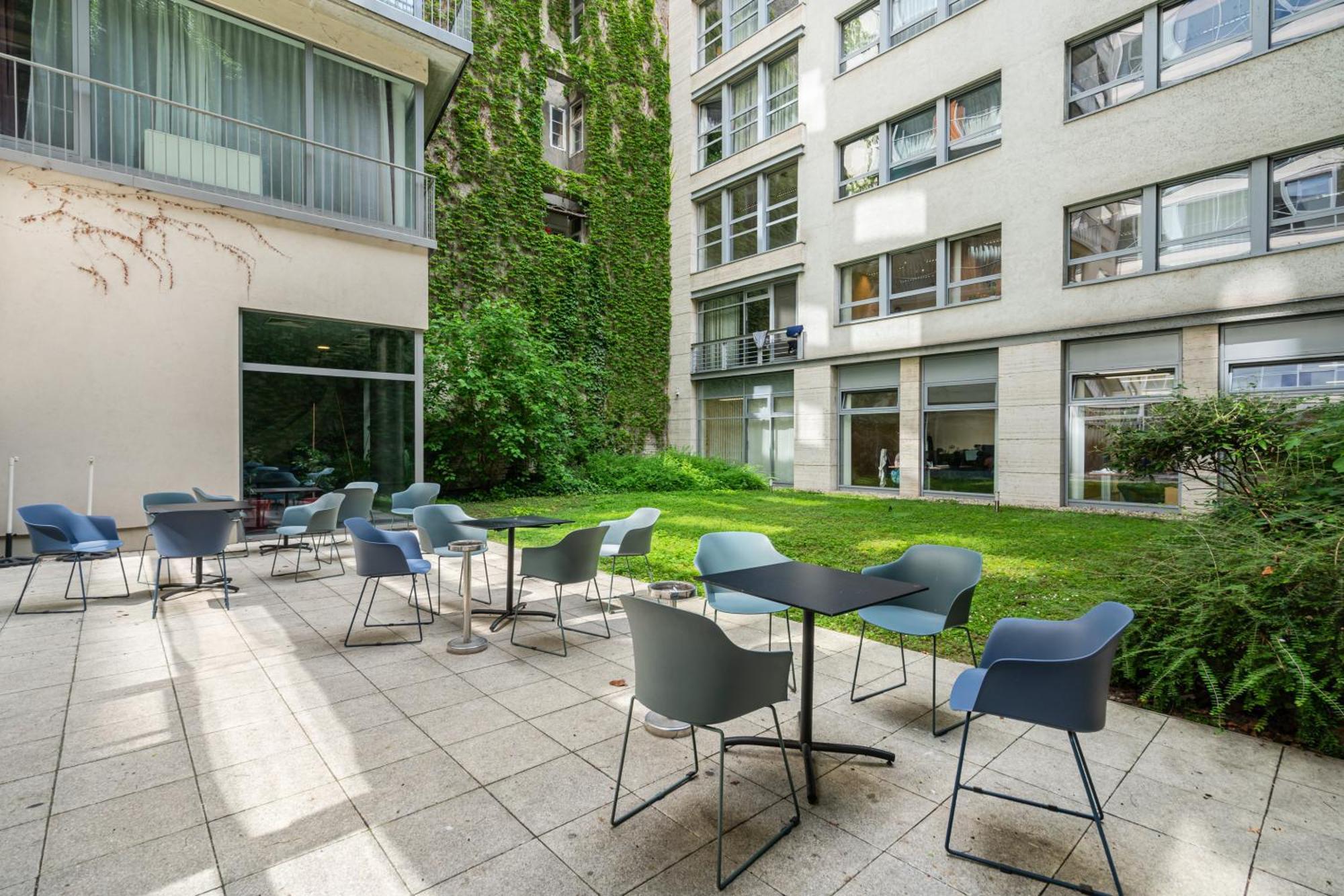 Center Wellness - Pool-gym-parking * Budapeszt
